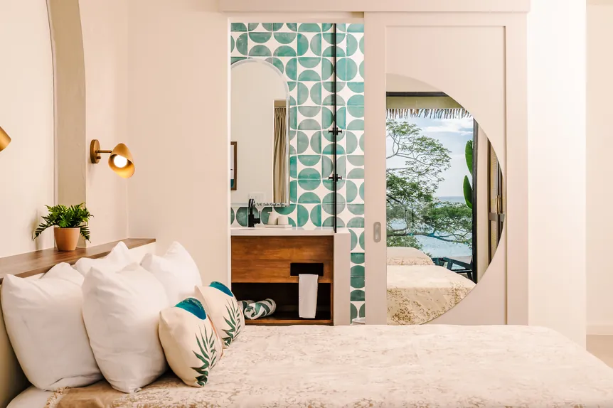 Arched mirror and tile detail in the Oceanfront Balcony Suite